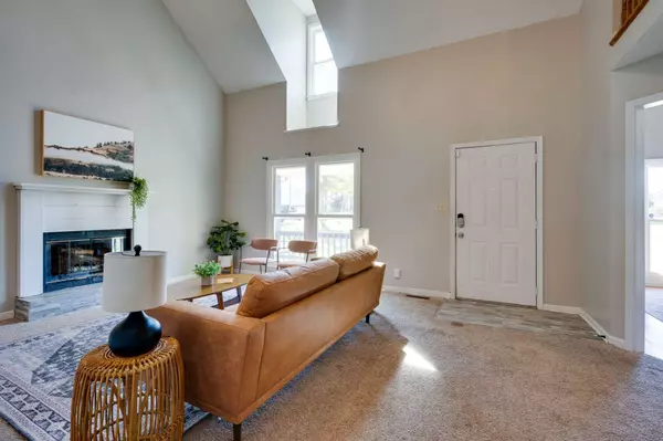 3526 Clearwater Dr, Clarksville, TN 37042