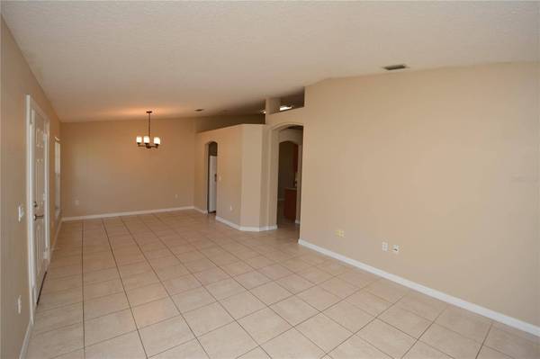 28 RIVERA LN, Palm Coast, FL 32164