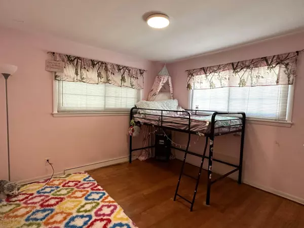 1032 S JOSEPH ST, Appleton, WI 54915