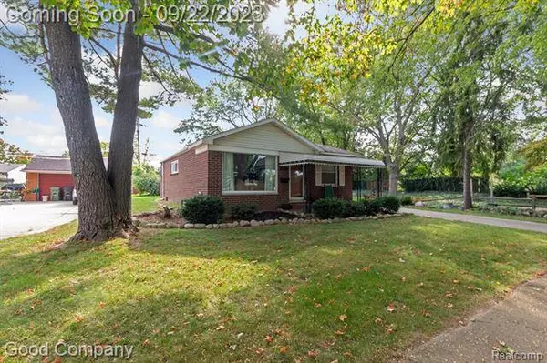 16209 OCEANA Avenue, Allen Park, MI 48101