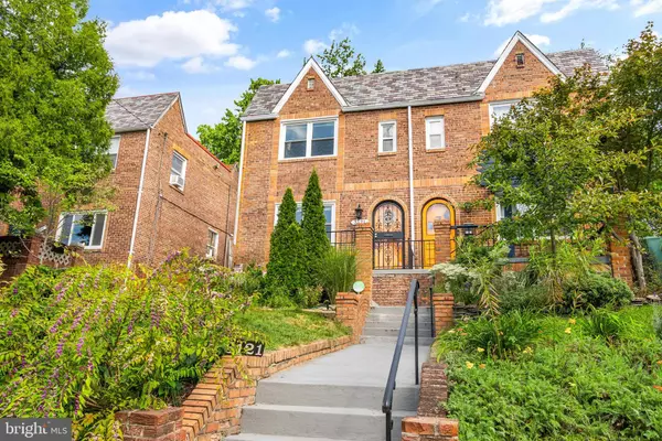 3121 18TH ST NE, Washington, DC 20018