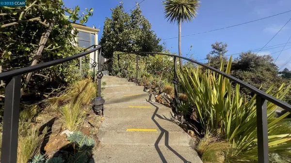 149 Purdue Ave, Kensington, CA 94708