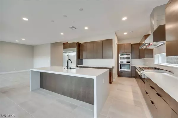 541 Highview Ridge Avenue, Las Vegas, NV 89138