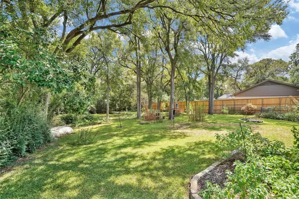 9584 Ash Creek Drive, Dallas, TX 75228