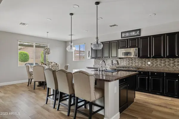 18515 W MONTEBELLO Avenue, Litchfield Park, AZ 85340