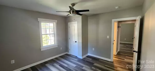 303 S Iredell AVE, Spencer, NC 28159