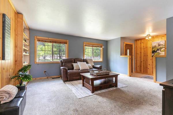 15102 Glenshire Drive, Truckee, CA 96161-0000