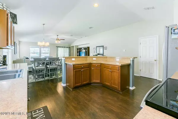 12151 WOODSAGE CT, Jacksonville, FL 32225