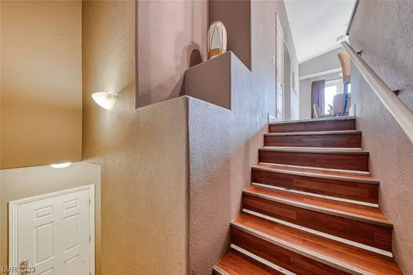 1172 Volcanic Garden Court #101, Las Vegas, NV 89183