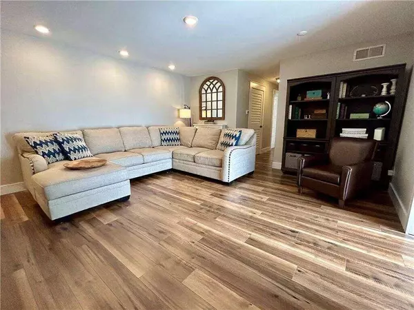 346 Carpenter DR #24, Sandy Springs, GA 30328