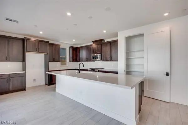 3242 Fountaintree Avenue, Henderson, NV 89044