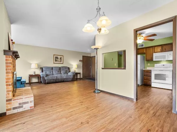 839 Kerry Lane SE #52, Cedar Rapids, IA 52403