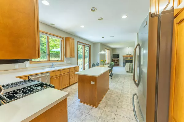 2520 Oriole AVE N, West Lakeland Twp, MN 55082