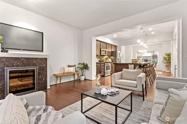 10384 157th PL NE #103, Redmond, WA 98052