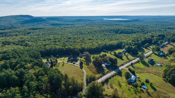 16 Rollinghill Road, Casco, ME 04015