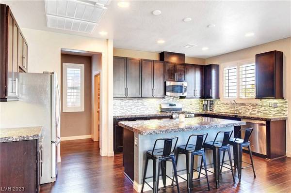 10595 Acacia Park Place, Las Vegas, NV 89135