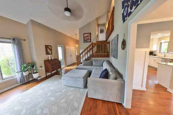 13805 Perrin DR, Carmel, IN 46032