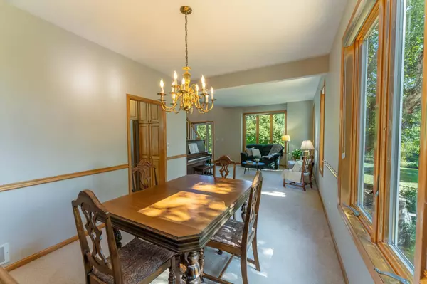 2520 Oriole AVE N, West Lakeland Twp, MN 55082