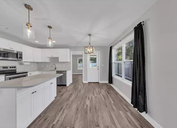 3191 Maple Street, Crestview, FL 32539