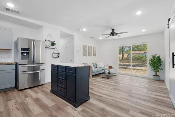 218 MYRICK BLVD, San Antonio, TX 78221-3539