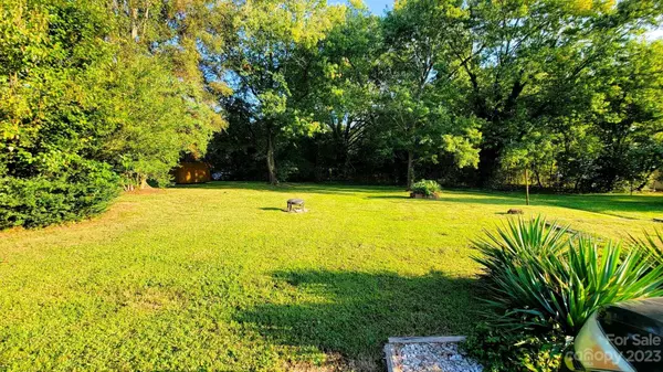 543 N Church ST, Mooresville, NC 28115