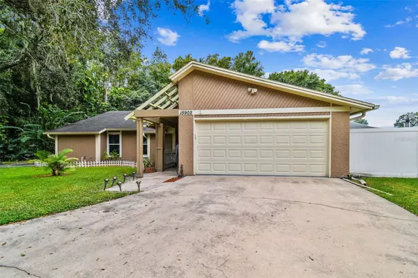 15902 COUNTRY FARM PL, Tampa, FL 33624