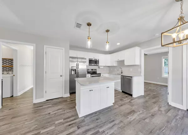 3191 Maple Street, Crestview, FL 32539