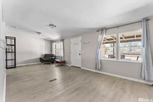 5640 Duclercque Way, Sun Valley, NV 89433