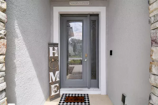 8303 PRAISE DR, Tampa, FL 33625