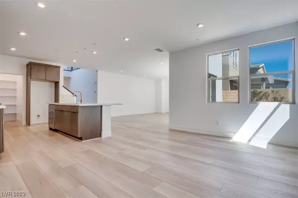 3243 Fountaintree Avenue, Henderson, NV 89044