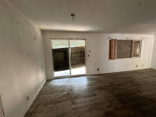 225 NW Blossom Dr, Grants Pass, OR 97526