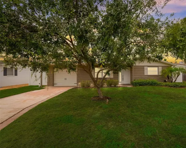 3301 WINDER DR, Holiday, FL 34691