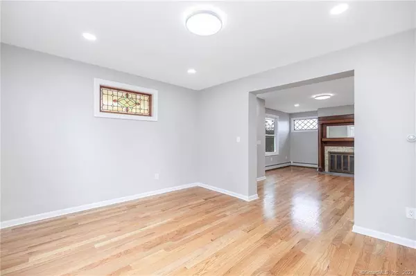 52 Church Street, Windsor Locks, CT 06096