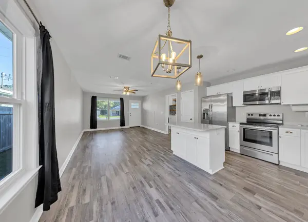 3191 Maple Street, Crestview, FL 32539