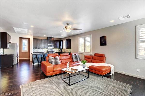 10595 Acacia Park Place, Las Vegas, NV 89135