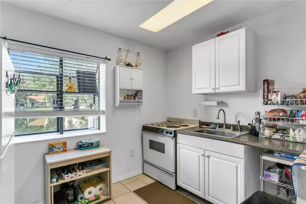 2154 BRADFORD ST #201, Clearwater, FL 33760