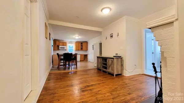 543 N Church ST, Mooresville, NC 28115