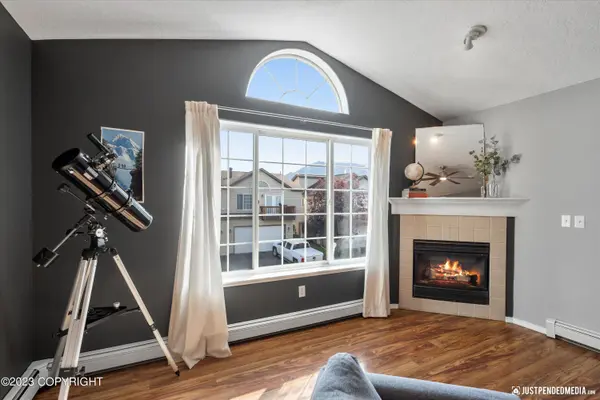 11720 Galloway LOOP #27, Eagle River, AK 99577