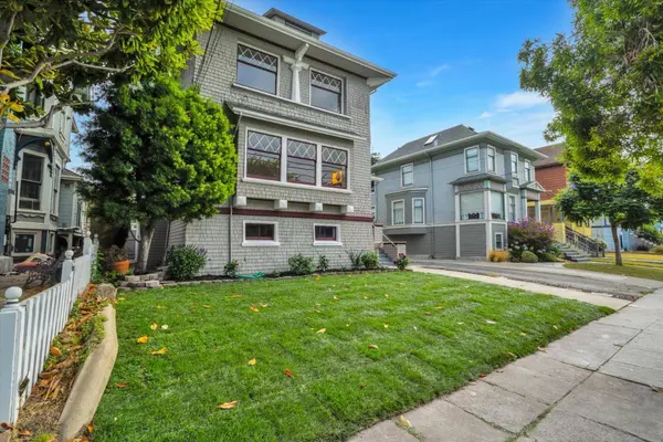 2105 San Jose AVE, Alameda, CA 94501