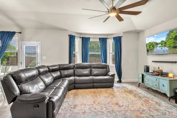 209 Heritage View, Cibolo, TX 78108