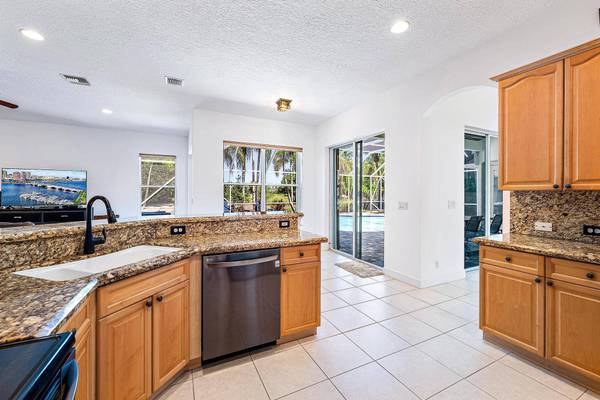 1913 S Club DR, Wellington, FL 33414