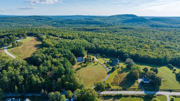 16 Rollinghill Road, Casco, ME 04015