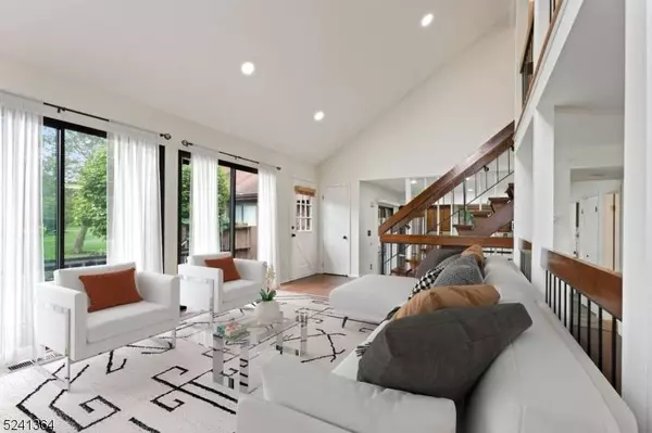 112 Bluebird Dr #4D, Hillsborough Twp., NJ 08844