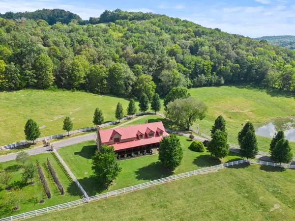 143 Hickman Creek Rd #S, Hickman, TN 38567