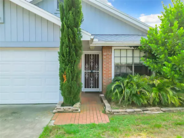 3486 EXETER CT, Orlando, FL 32812