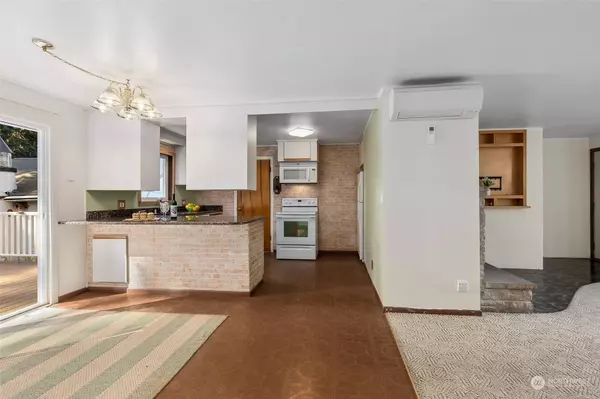 7510 201st ST SW, Lynnwood, WA 98036