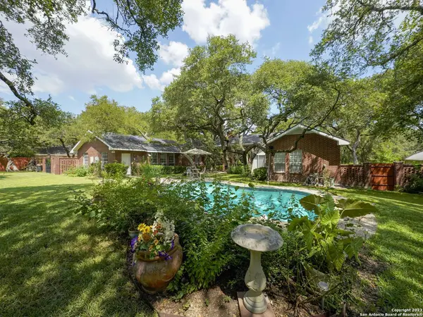 21560 FOREST WATERS CIR, Garden Ridge, TX 78266-2770