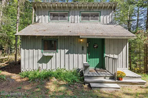 26 Sullivan Way, Minerva, NY 12857