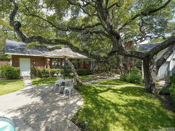 21560 FOREST WATERS CIR, Garden Ridge, TX 78266-2770