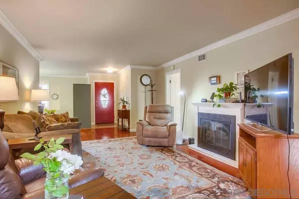 5086 Mount Gaywas Drive, San Diego, CA 92117